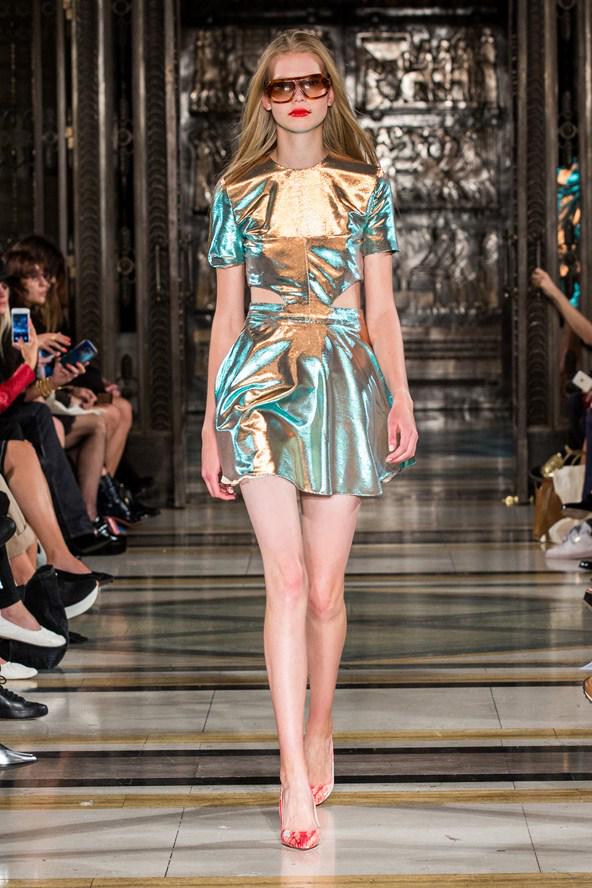 JMMSuffolk's tweet photo. Vita at London Fashion Week for Felder Felder http://t.co/jdzVRRy9jf
