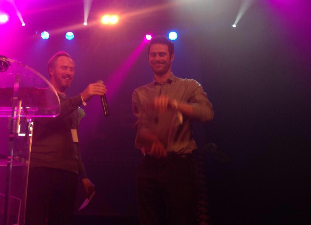 ghyslaine92's tweet photo. C'est @KazyLambist qui a remporté hier au #Trianon la finale #soshinrockslab http://t.co/SHbOl7SRHw