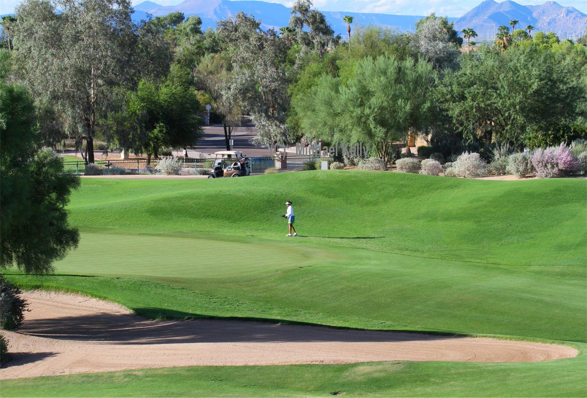 Michaelkelly707's tweet photo. I'm very impressed with the view from my balcony at the @WestinKierland Villas in #Scottsdale #Arizona #Restfullness http://t.co/kw3cagfr1E