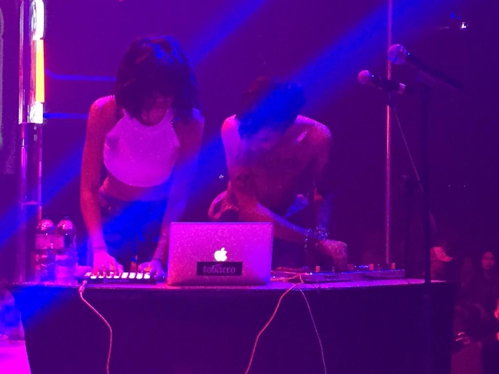 Sebelum Mradiocolourme main di D'liquid Kendari duluu💃