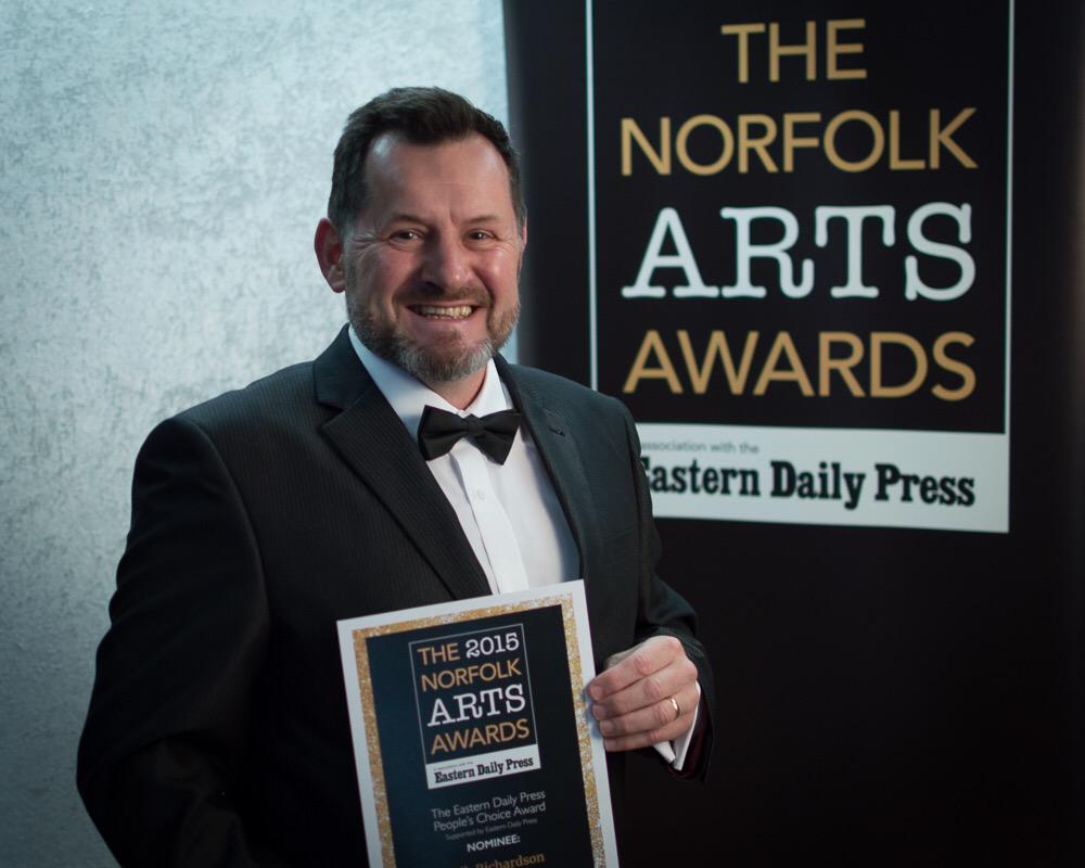Nfk_ArtsAwards's tweet photo. Congratulations @mik_richardson for making the top 3 for @EDP24 people's choice award. #artist http://t.co/WlgkDGFtCQ