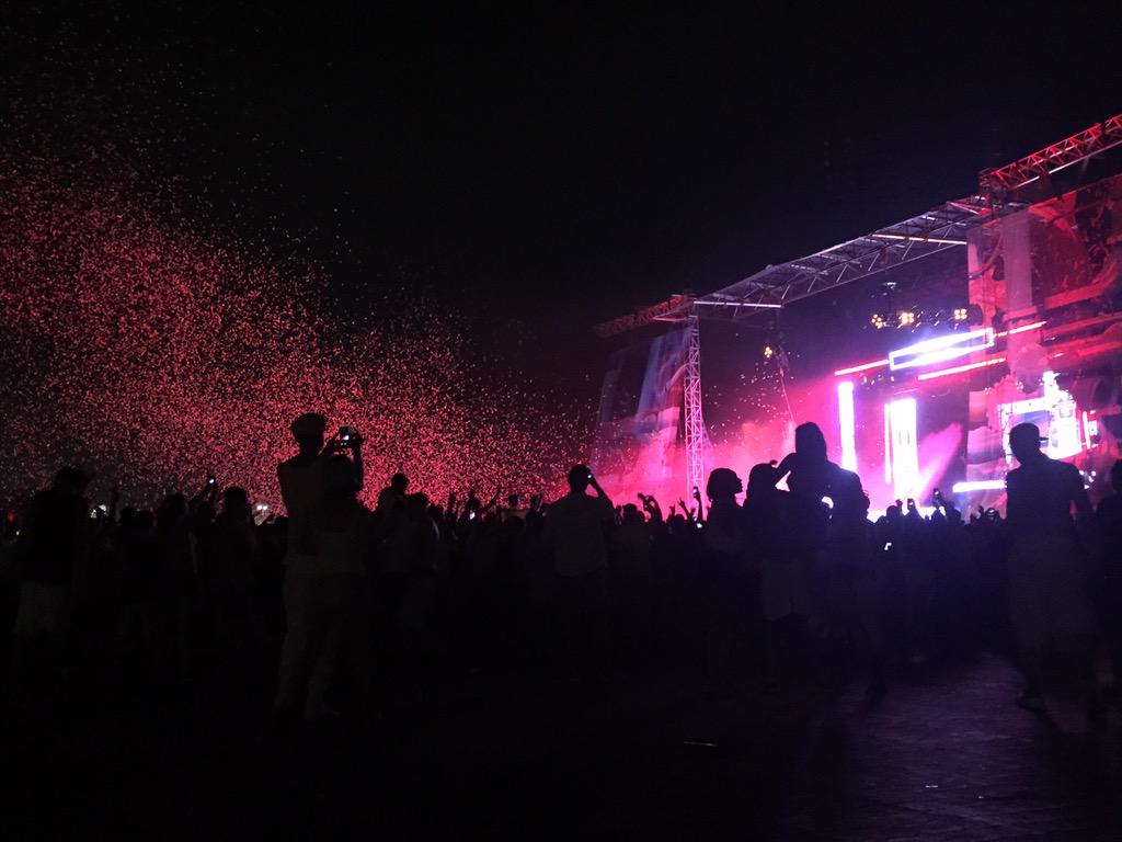 suhh_lee_nuhh's tweet photo. It was lit 😜💜💙 #LIC #RAVEAF @NextLVLEvent @LICDallas http://t.co/kpi8SXfTlD