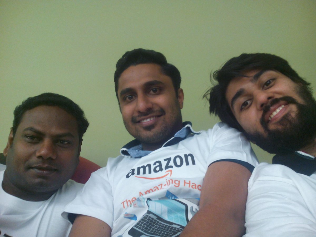 vivekchoughule's tweet photo. Crazy Coding Crazy selfie #Theamazinghack http://t.co/ihZ2iyfIHe