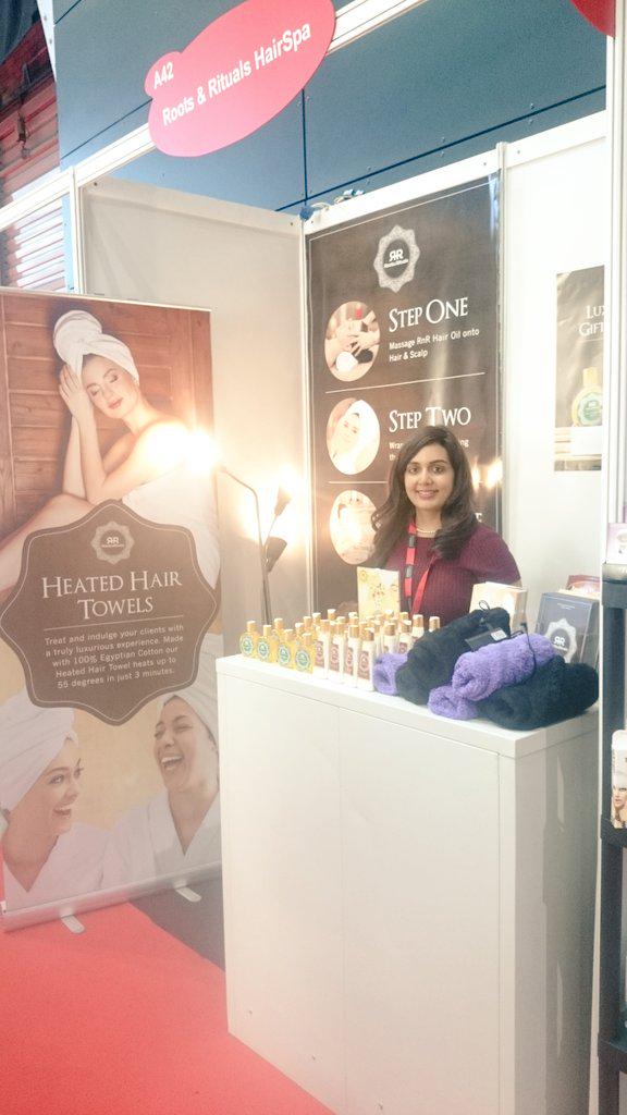 RootsnRituals's tweet photo. Come try out Our Heated Hair Towels! #professionalbeautynorth http://t.co/JqRkWBcS0f