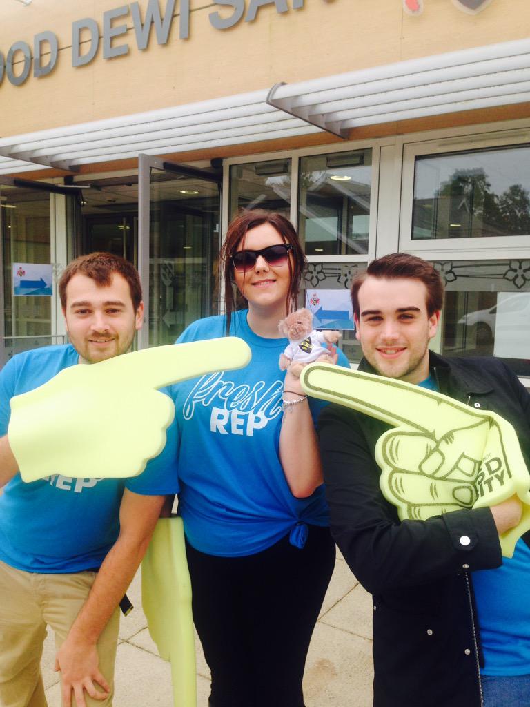 Gemma_UWTSD's tweet photo. Deio's making the rounds this morning! Come and say hi to him in the Arts Hall! Did you bring your #Teddy? @UWTSD http://t.co/hMrp7TZzmK