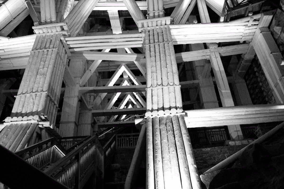 ChrisAndryszek's tweet photo. Salt mine in Poland http://t.co/x2AC51WDYv