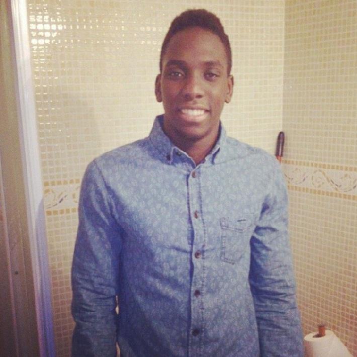 mutioficialgh16's tweet photo. Buenas que os esta pareciendo muti en la casa? Os dejo una foto de el para que sigais apoyandole gracias. http://t.co/2CwsR8D2lf