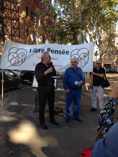 librepensee12's tweet photo. Journée internationale de la Libre pensée à #Toulouse #Vanini #Dolet #Servet #Bruno cc @LibrePenseur5 http://t.co/AQRDIC0jxy