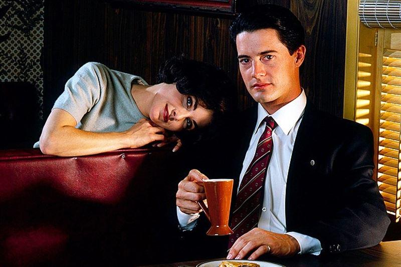 4uinformation's tweet photo. 10 misterios televisivos sin resolver http://t.co/eoffEzlWeQ #Lost #TwinPeaks #TheSopranos http://t.co/NqiXvd1aXX