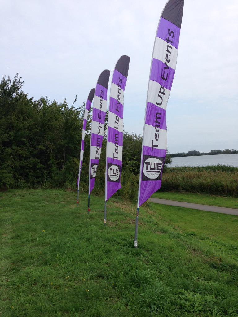TeamUpEvents's tweet photo. Obstacle Run Comomeer Noordwijkerhout kan beginnen met #teamupevents! http://t.co/BF0GaxcfZy