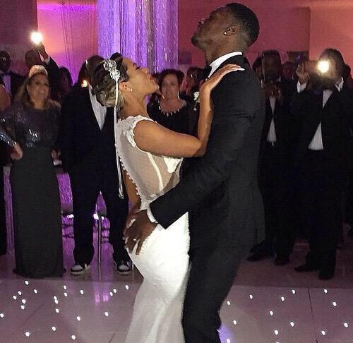 PostBadModa's tweet image. Se marier avec son amour de jeunesse sa doit être le feu 😍💍