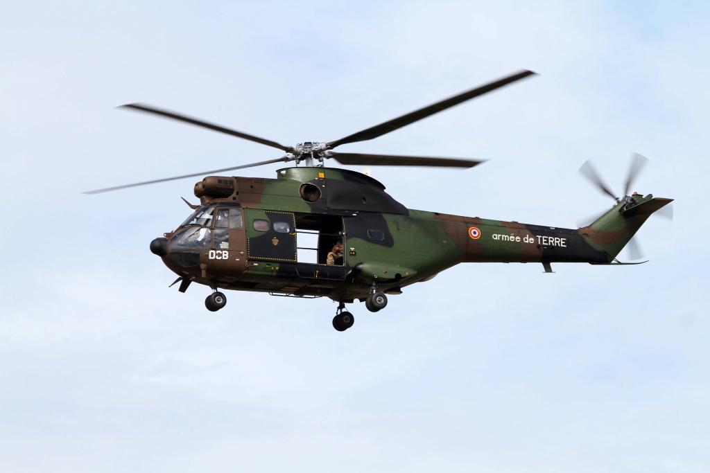 Karo_Aviation's tweet photo. The next stop was the #ALAT base @LeLuc Cannet.Saw the #EC635 #Tigre #helicopter #SA342 #Gazelle and the #SA330 #Puma http://t.co/MKyIJQqKOO
