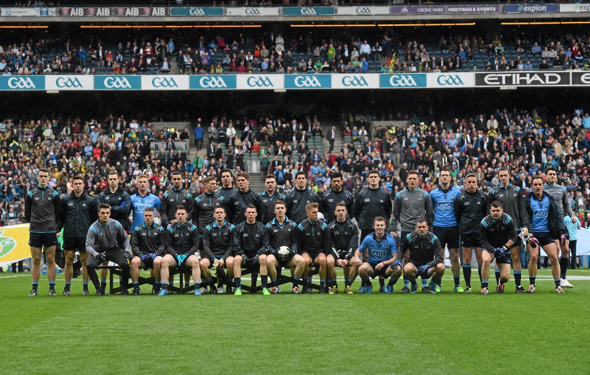 DubGAAOfficial's tweet photo. All Ireland Champions!!!

Fulltime: @DubGAAOfficial: 0-12(12)  @Kerry_Official: 0-9(9)

#COYBIB #DUBvKER http://t.co/jyB53okHnC