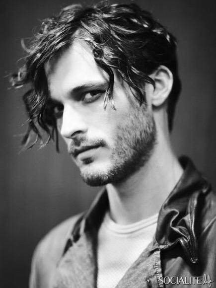 EverForgotten's tweet photo. Of course. He isn't bad a little rugged either. #SeductiveSunday http://t.co/pWEr5rJBo3