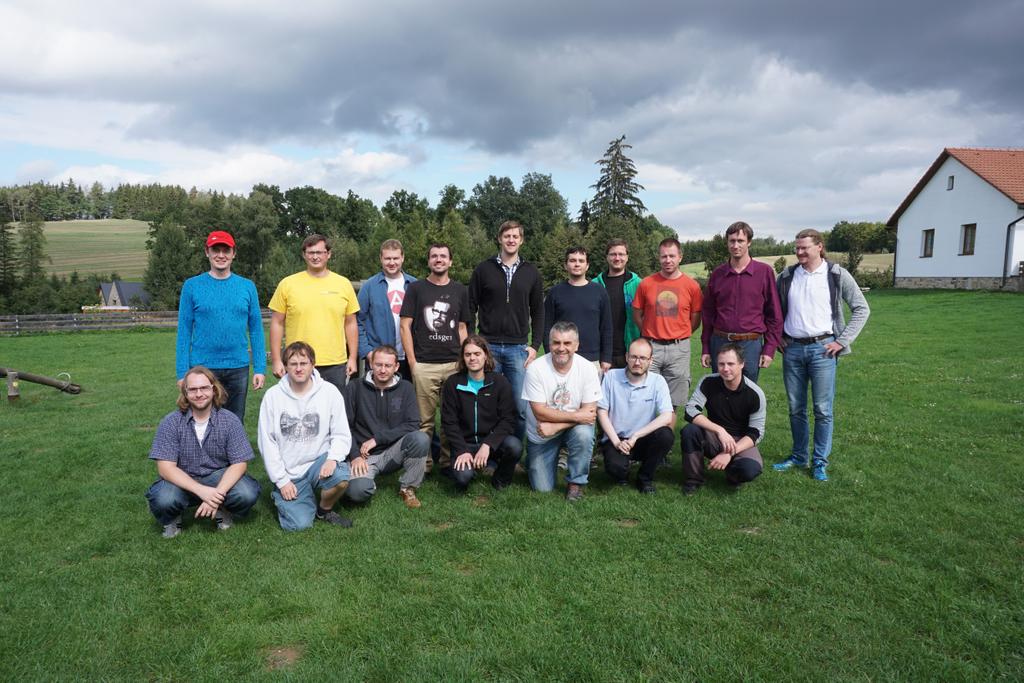 jopenspace's tweet photo. Nekonference JOpenSpace skončila. Foto zbývajících účastníků, kteří nestihli odjet. #jos2015 http://t.co/ZB9GczgEcb