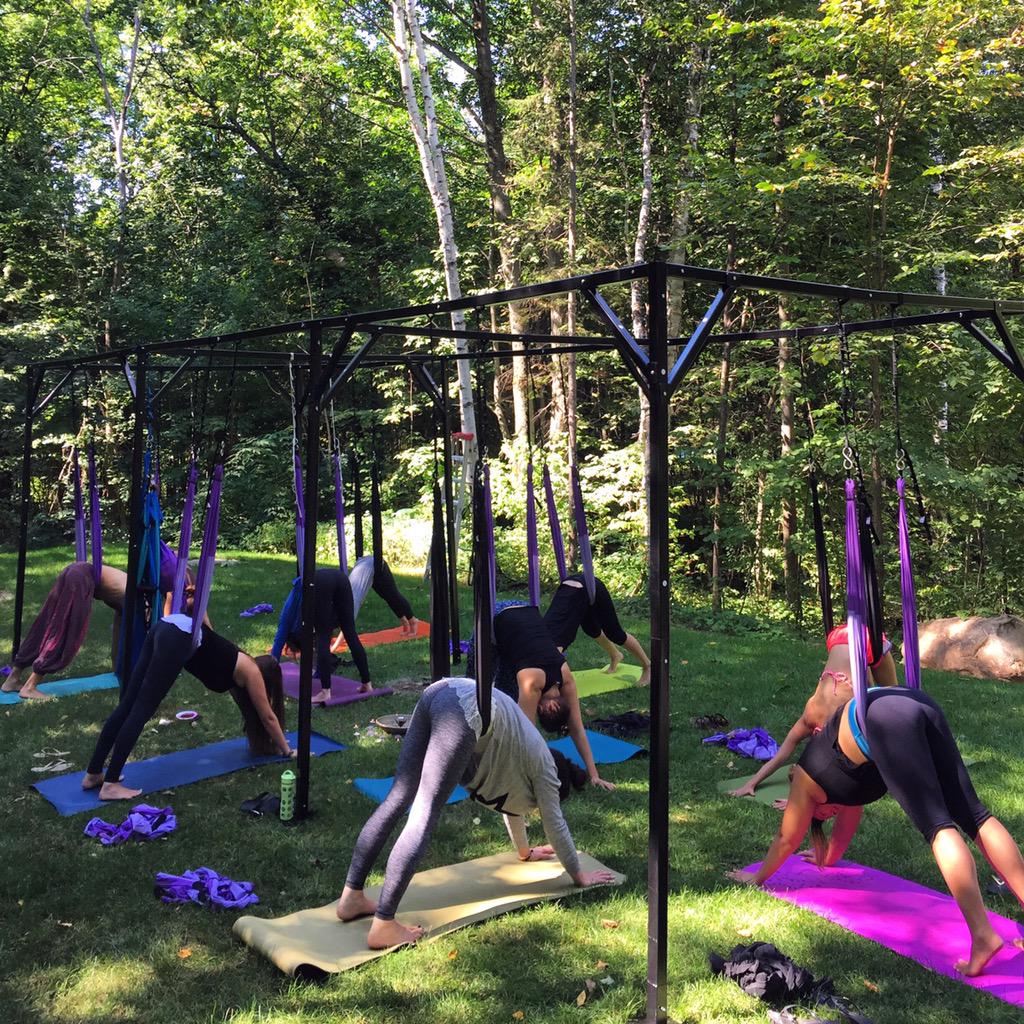 Float SuspensionYoga tweet media