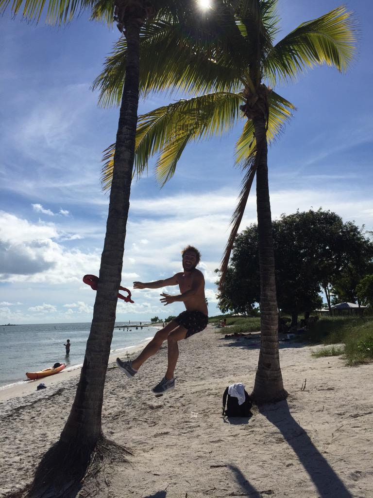 MaicolVerzotto's tweet photo. Ultime ore in Florida.. Tra poco si torna a casa!!! #key #keyislands #florida #miami #palm #cocconut #beach #sea http://t.co/7G8XT7Resl