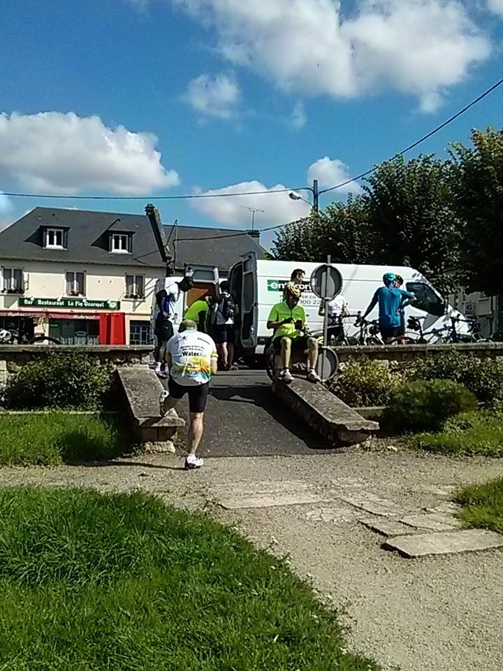 HydroWateraid's tweet photo. 30 miles to go.  Last refuel http://t.co/TQhhPhF42Y