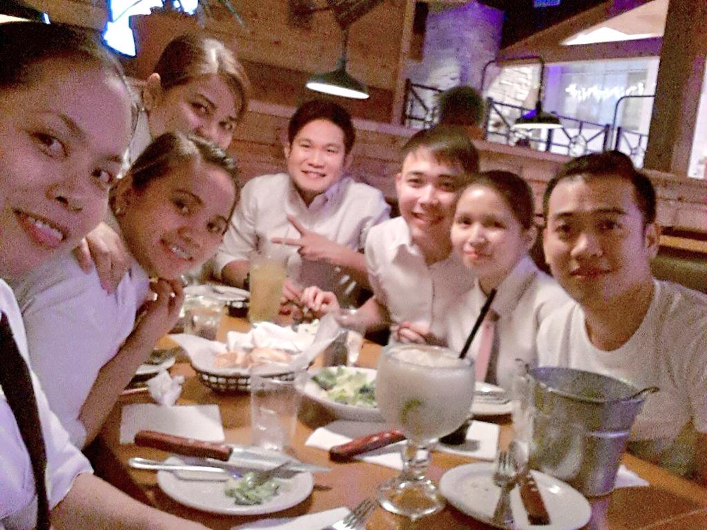trebronsy's tweet photo. After busy shift treat our self in Texas road house restaurant http://t.co/uQnm39CzpV