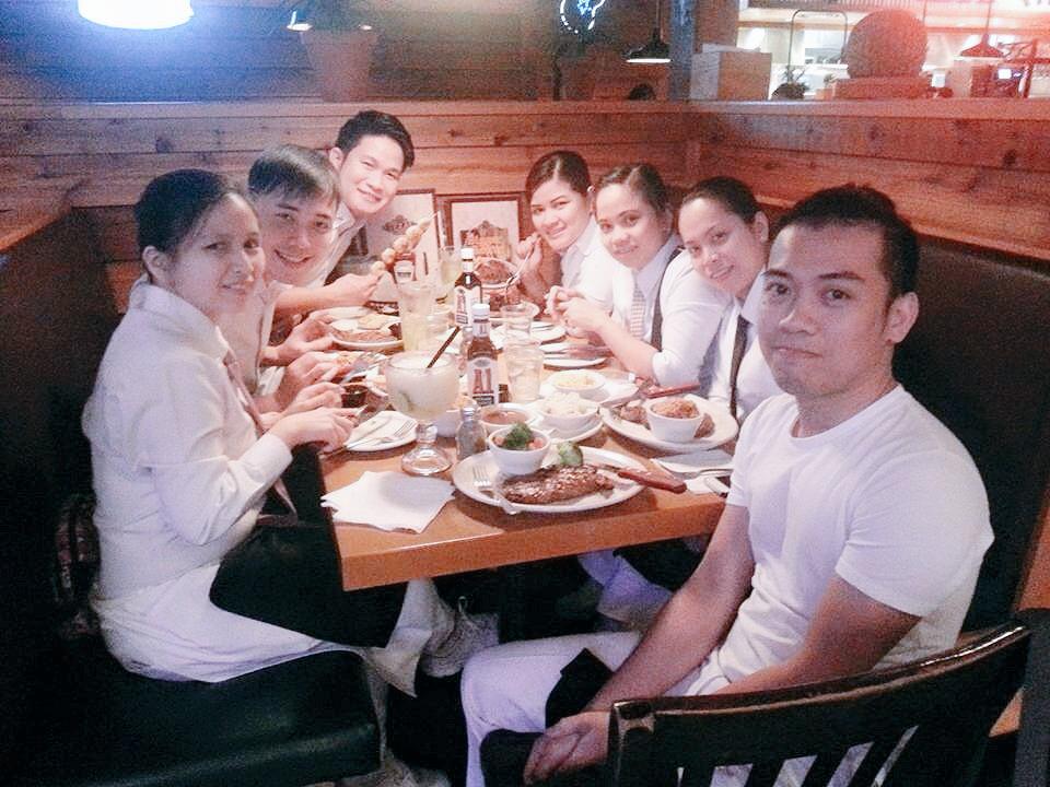 trebronsy's tweet photo. After busy shift treat our self in Texas road house restaurant http://t.co/uQnm39CzpV