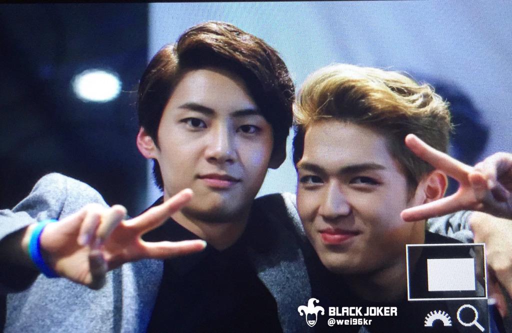 오늘 첫 팬사인회를 한 신인 아이돌.jpg | 인스티즈