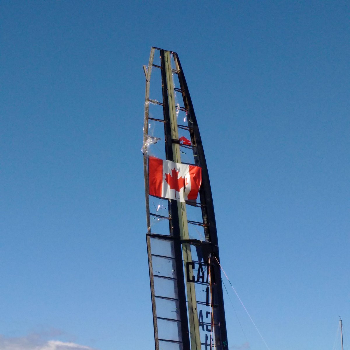 AB_Cclass's tweet image. Et malheureusement, la semaine finit mal pour @ClassC_ETS 
Dessalage, aile abîmée... 

#CclassCat #LittleCup2015