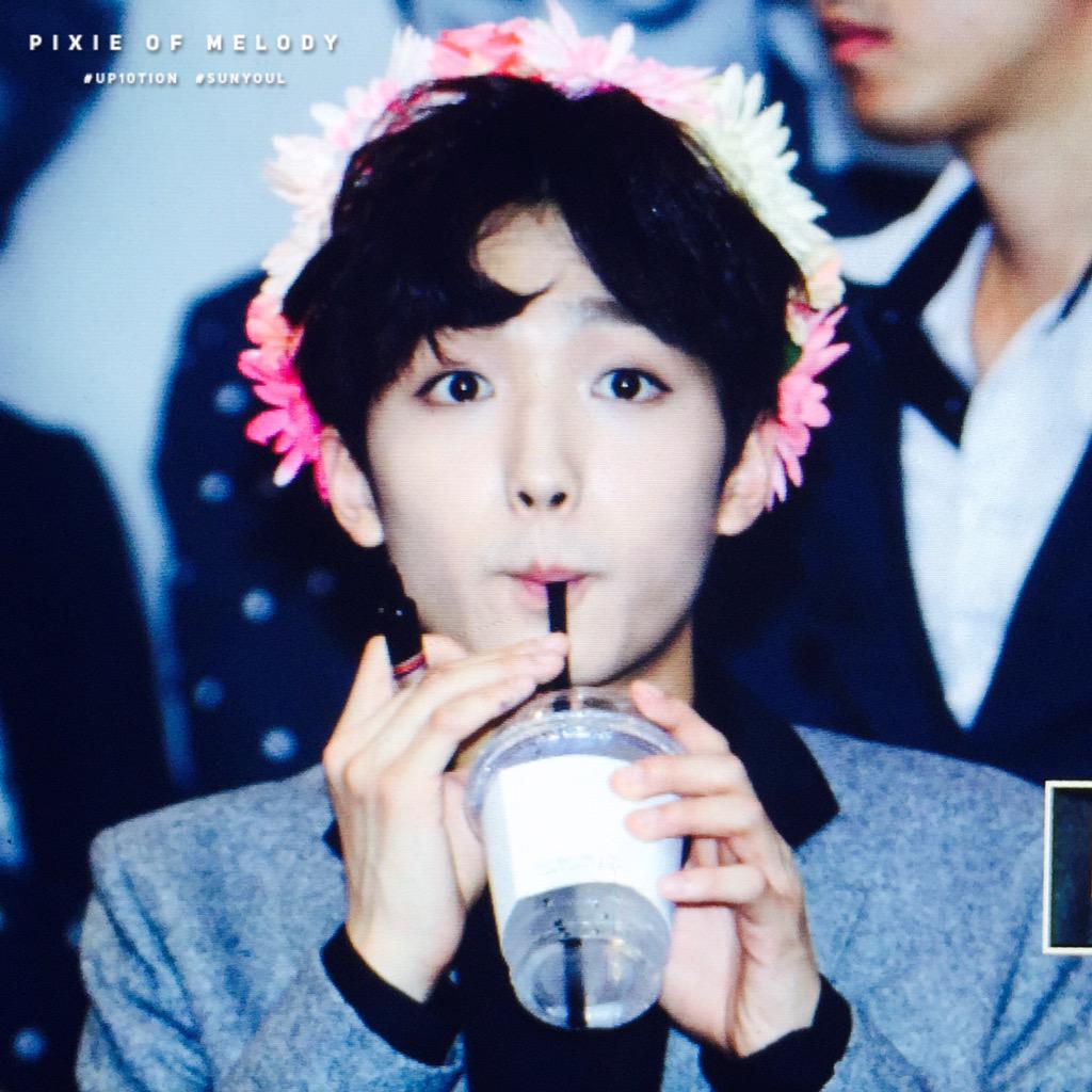 오늘 첫 팬사인회를 한 신인 아이돌.jpg | 인스티즈