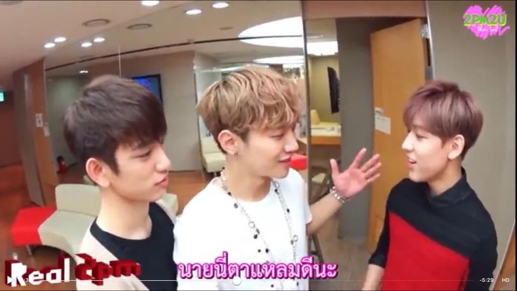 Munny2pm's tweet photo. อ้อนให้หมด เก็บแฟนบอยให้หมดเลยลูก😂 #HoBam http://t.co/TS4Zje6cSu