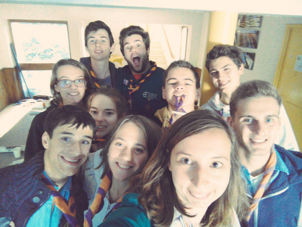 EEUDF_Clamart's tweet photo. L'équipe presque au complet!
L'année peut commencer, préparez vous!!
#AREGI #vds @EEUdF @EEUdFVDS http://t.co/4sFFKC6nRL