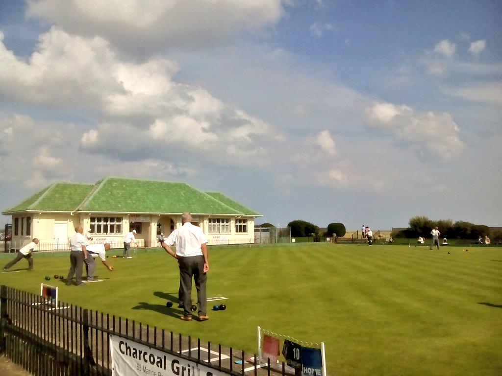 soGreatYarmouth's tweet photo. Mini rally, Duck racing, Bowls festival and #OutThereFest - and sunshine!

#GreatYarmouth Why go anywhere else? http://t.co/dc9tEa3Mgq