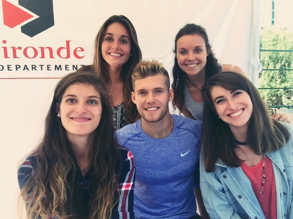 CLamagnere's tweet photo. Décastar 2015 💫 #photodefamille #mainquitremble http://t.co/7dTYYiEC6U