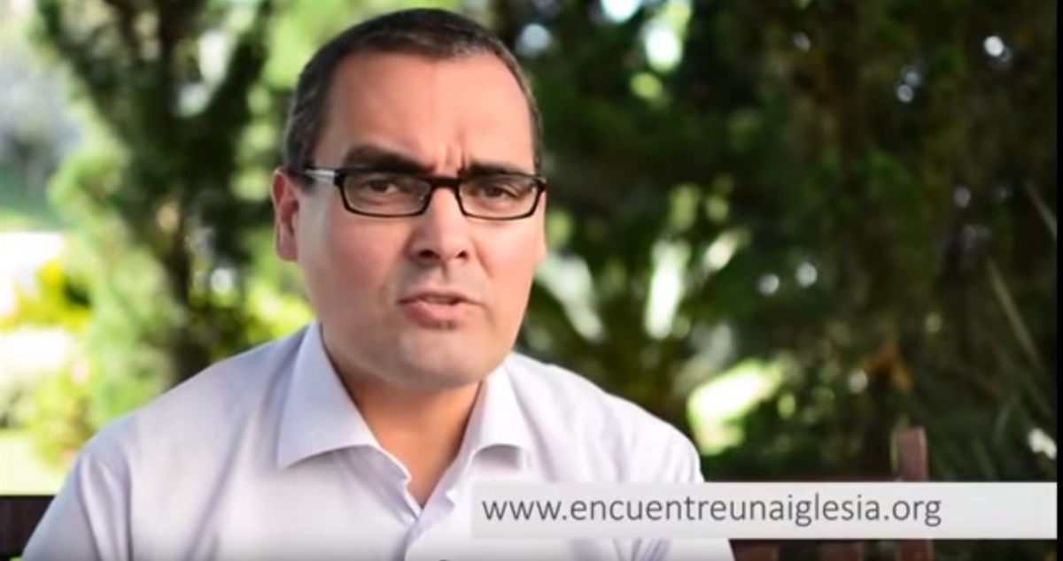 AdventistasUPN's tweet photo. En video pastor revela a cibernautas profecía de Apocalipsis 13: http://t.co/dZCq17WHwG jorgerampogna http://t.co/w6oKLaro0b