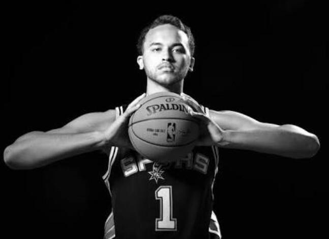 Hoje o MVP da Summer League completa 22 anos .
Happy Birthday Kyle Anderson !!! 