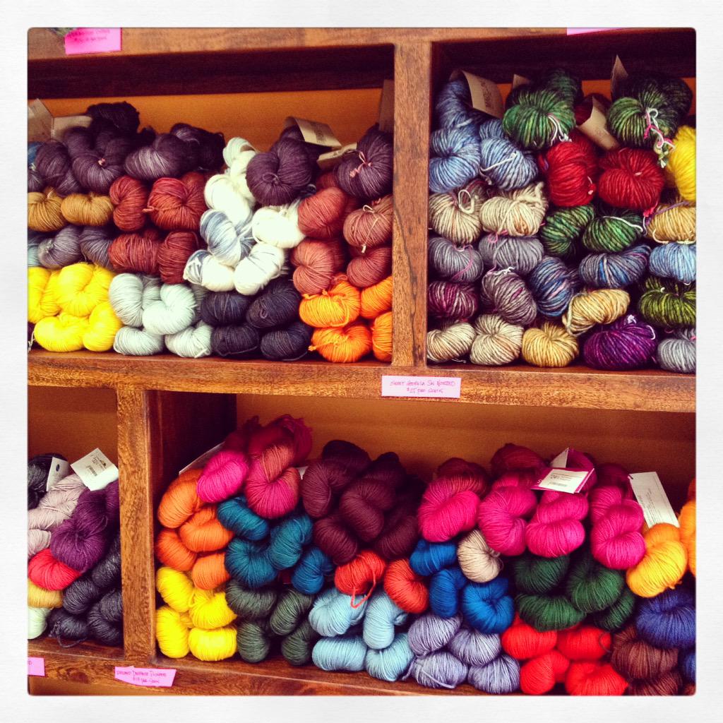 CastOnCastOffNL's tweet image. COCO is open today from noon to 7pm! Come get your knit on!!!