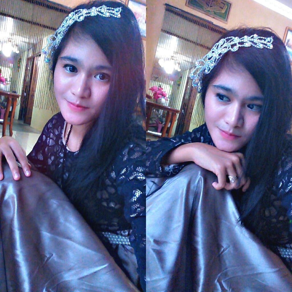 AfriniLubis's tweet photo. Yang tau aku ya cuma aku http://t.co/OG2fg1ZJcO