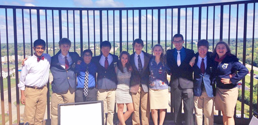 IL_FBLAPres's tweet photo. State officer team at the September Board meeting! http://t.co/gXT5Gh4HY0