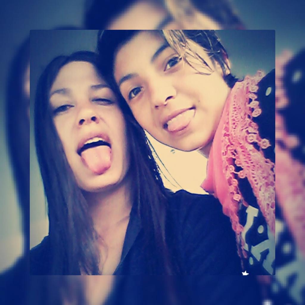 RosasKaa's tweet photo. Con La Liindaa http://t.co/VioWifIWS7