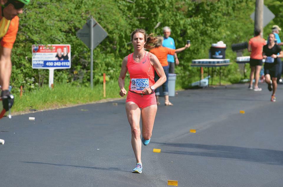 CoachLapointe's tweet photo. Bravo à @ManonLetourneau qui remporte le 21.1km à Montréal. 1h19.43, record personnel. @Athl_FQA @ASICSCanada http://t.co/8iO4iLFBSS