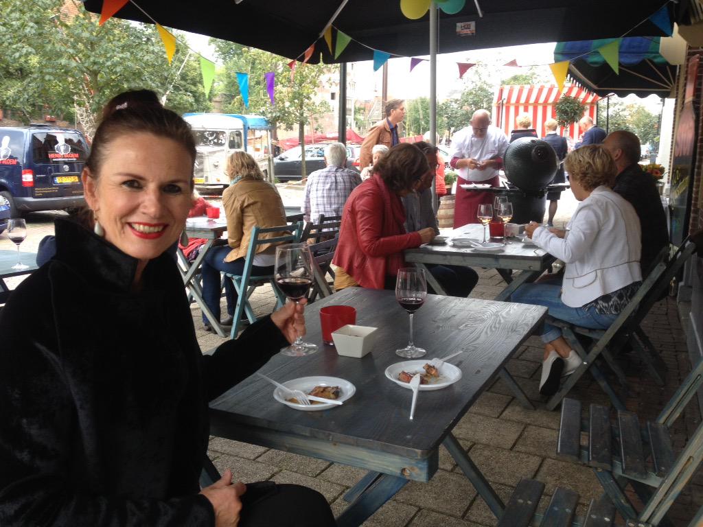 hermavolkers's tweet image. Gezellig samenzijn bij feestje 40 jarig jubileum #henribloem te #zwolle al 40 jaar top wijnen, #proost