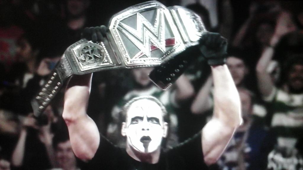 juangarana's tweet photo. RT If you All want The #vigilante @Sting To Become The Next @WWE WORLD HEAVYWEIGHT CHAMPIONSHIP After #WWENOF http://t.co/Rlf3U6H4pJ