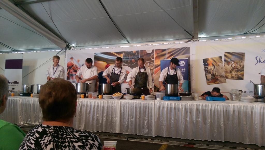 kathleenoneill's tweet image. Going to try to learn to make clam chowder watching chowder competition participants #shellfish20th