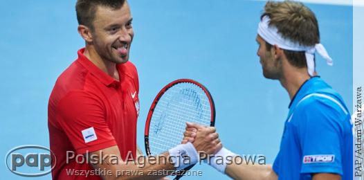 papfoto's tweet photo. http://t.co/HJtcKQ69nG: Polscy tenisiści awansowali do Grupy Światowej Pucharu Davisa http://t.co/Qe0fXcLm3p