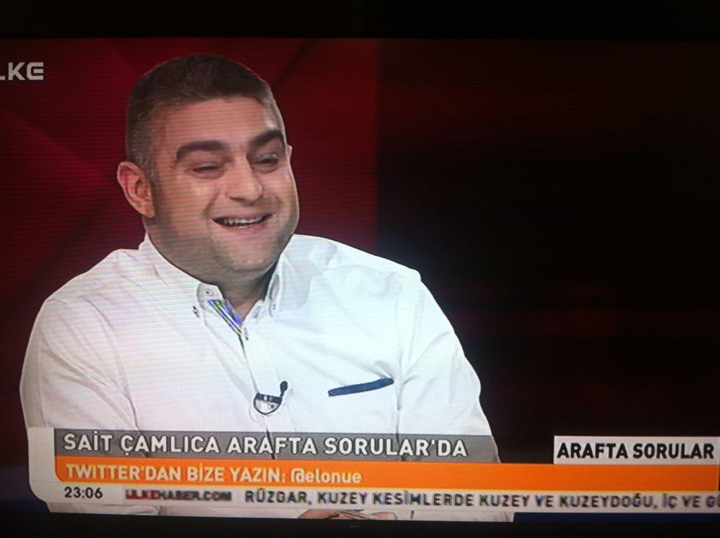 muvazzah's tweet photo. Hocamızı takipteyiz @saitcamlica @elonue @ulketv http://t.co/aRAybhCJCy
