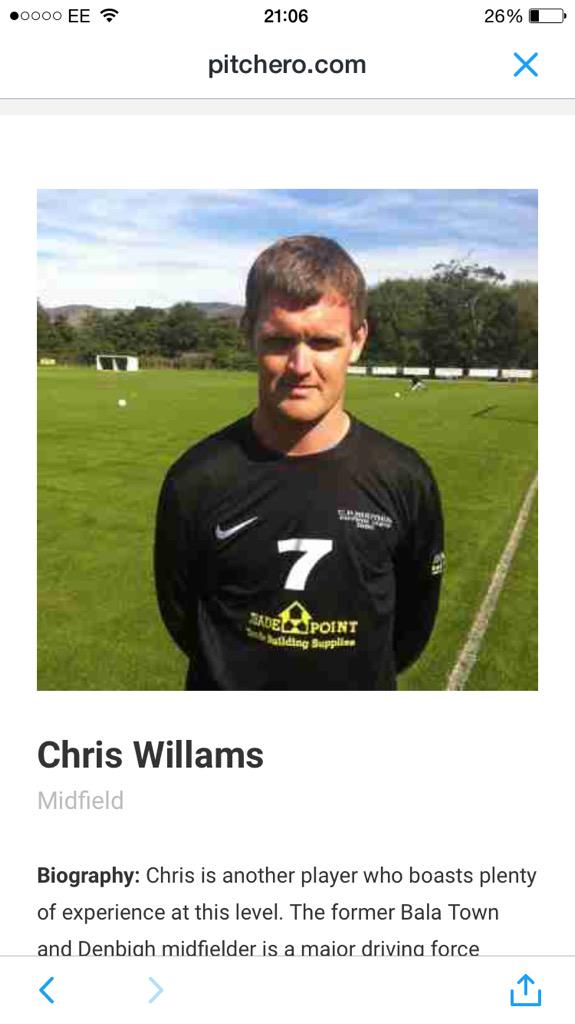 @OffaAthleticFC <a href="/RuthinTownFC/">Ruthin Town FC - Clwb Pêl-droed Rhuthun</a> Ruthin towns No6. Never heard a lad scream for so many cards before. #PleaseREF