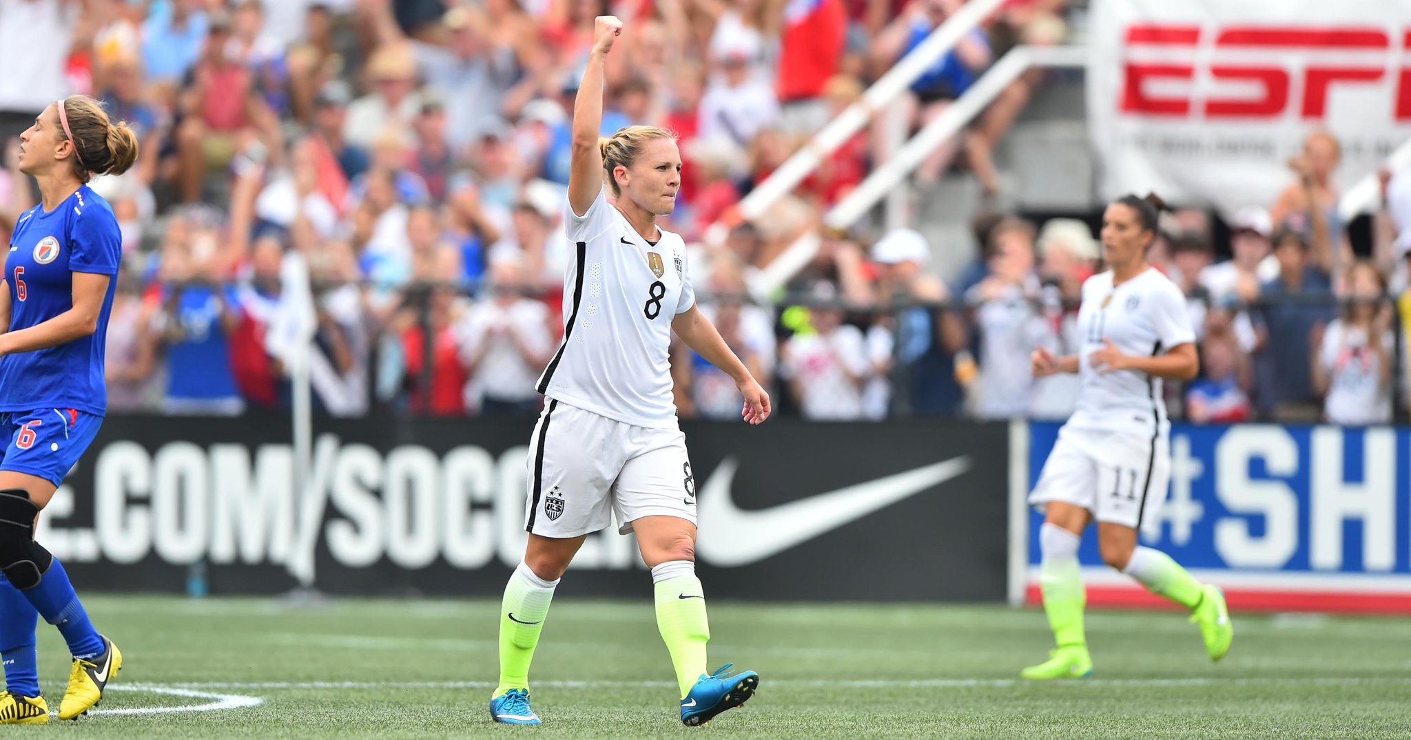 U.S. Soccer WNT on Twitter: ".@AmyRodriguez8 becomes 19th player to score 30 international goals
