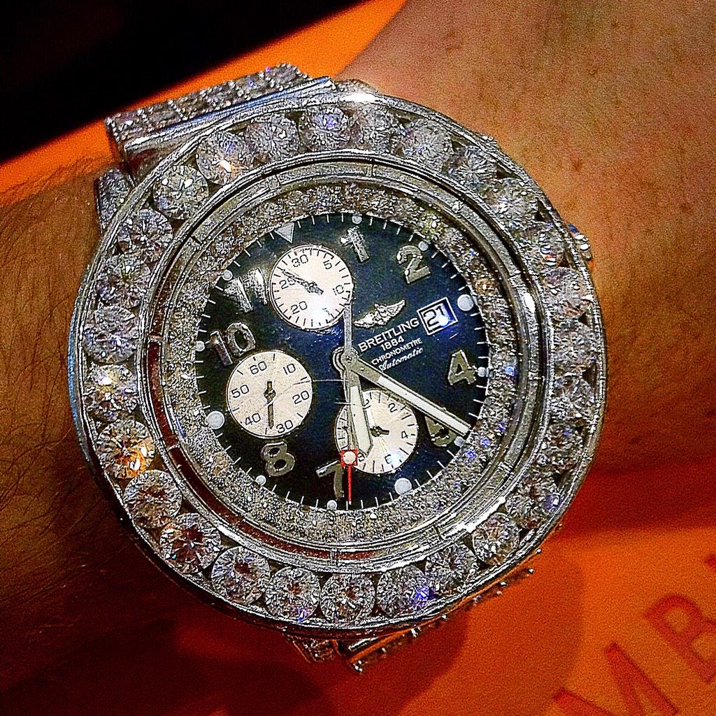 JacobAbrian's tweet photo. Indeed a heavy watch 😉 6,25pm #breitlingwatch #Diamond #ArabFashionCouncil #ArabFashionWeek @beats4thestars http://t.co/oH51XRhquV