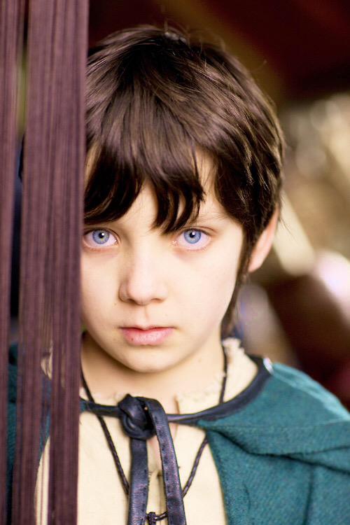 MissingMerlin's tweet photo. #7yearsofmerlin to young Mordred @@asabfb http://t.co/kv8mGdoqFK