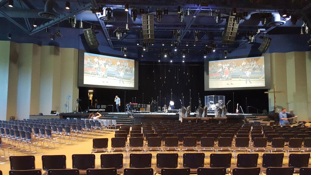 jsstewart's tweet image. Awesome team turning stage for event tonight.  Then turning afterwards for a conference tomorrow.  @marinerschurch