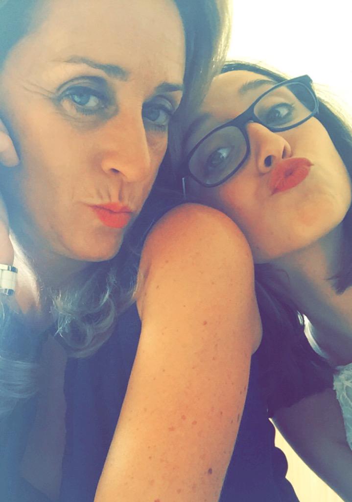 CrisLechon_5's tweet photo. Te quiero mamá 💕❌ http://t.co/7fU8omtmPz