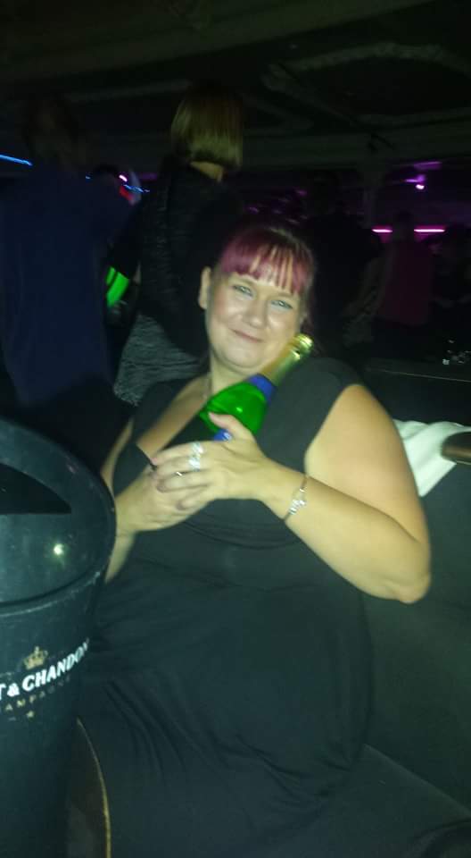 mummiebare1's tweet photo. Last ever nite of memories @ChicagosChelms it was an epic nite thanks http://t.co/fI9l3AAdRX